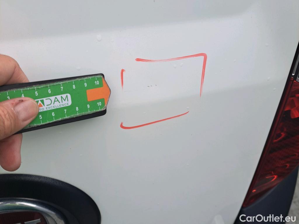  Fiat  Doblo FIAT Doblò Cargo/2015/4P/furgón derivado de turismo Cargo SX 1.6 Mjet 66kW (90CV) (AC) #16