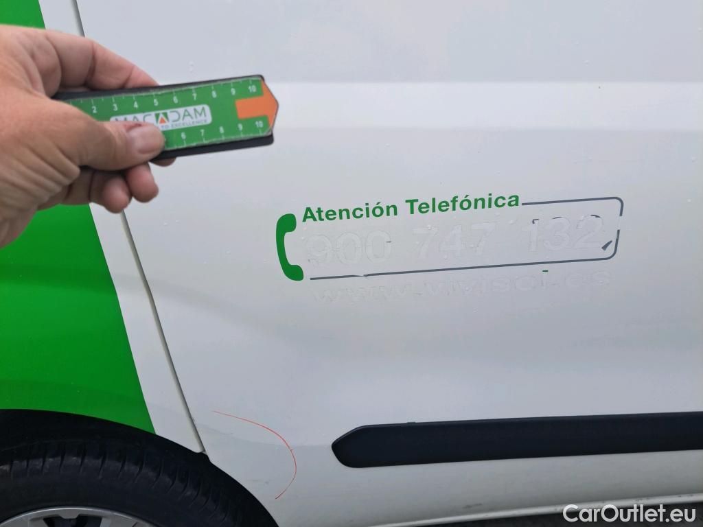  Fiat  Doblo FIAT Doblò Cargo/2015/4P/furgón derivado de turismo Cargo SX 1.6 Mjet 66kW (90CV) (AC) #21