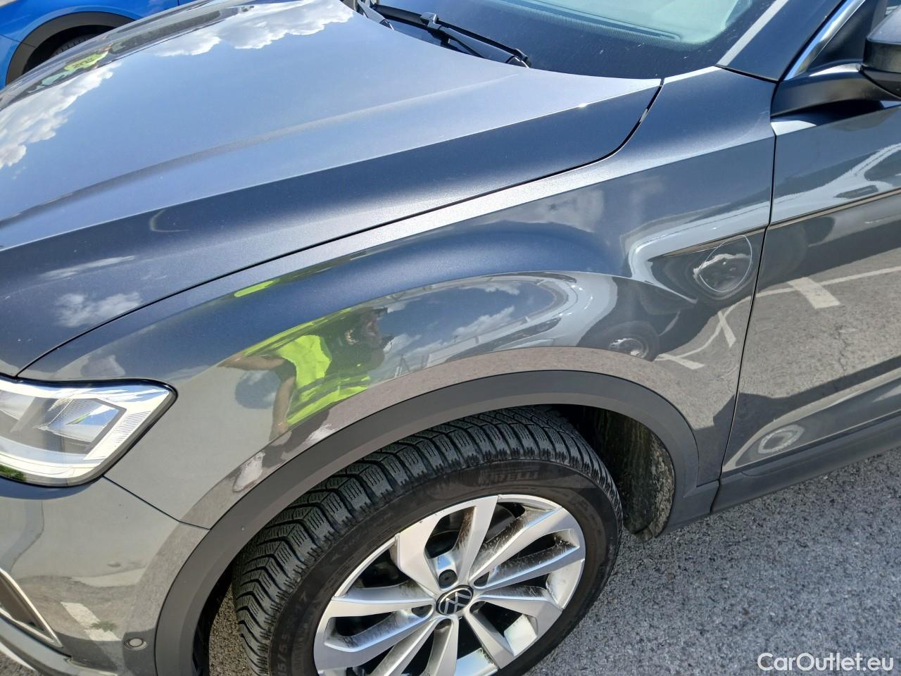  Volkswagen  T-ROC  Life 2.0 TDI 150CV AT7 E6d #13