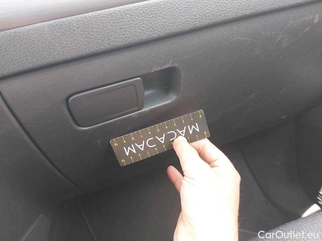  Volkswagen  Golf  VII Berlina e-35kWh1 #10