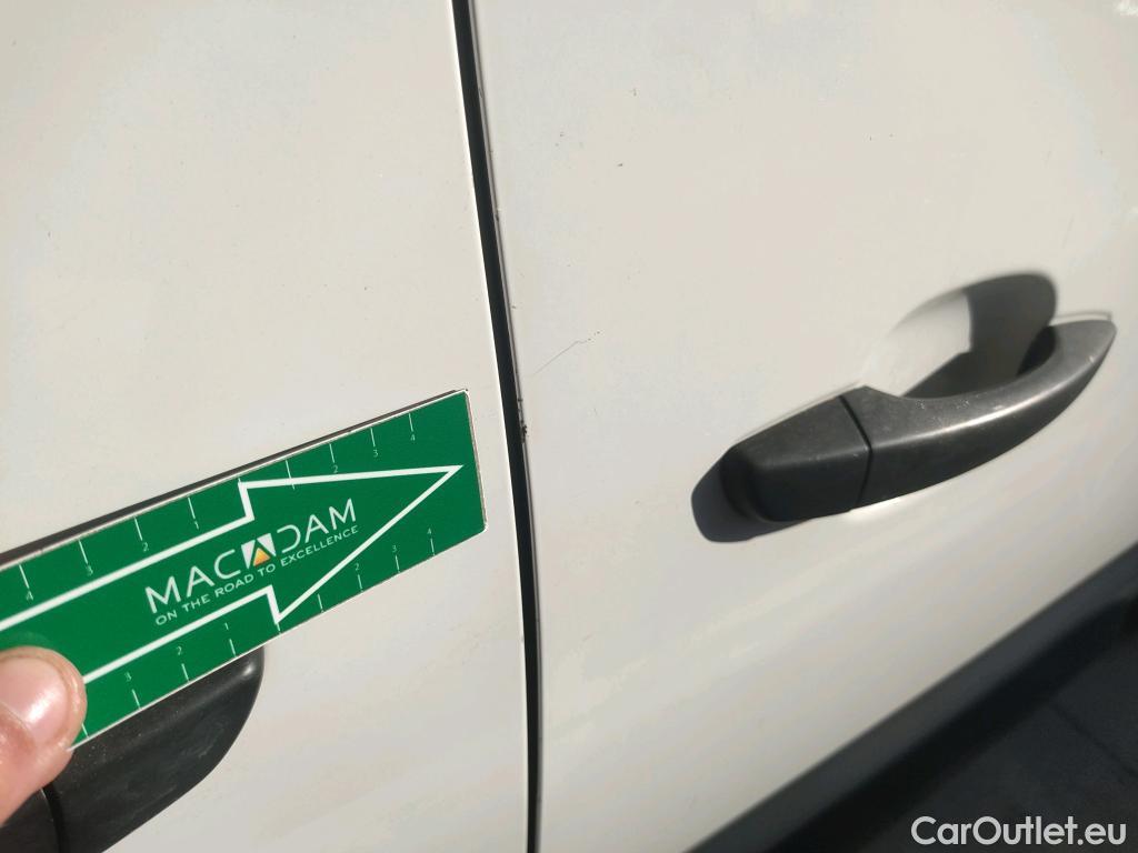  Citroen  Berlingo  Combi Live M 1.5 BlueHDi 100CV MT5 E6dT #26