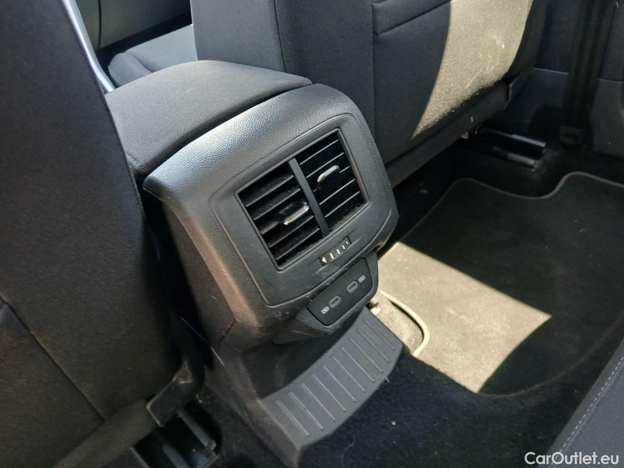  Volkswagen  T-ROC  Life 2.0 TDI 150CV AT7 E6d #21