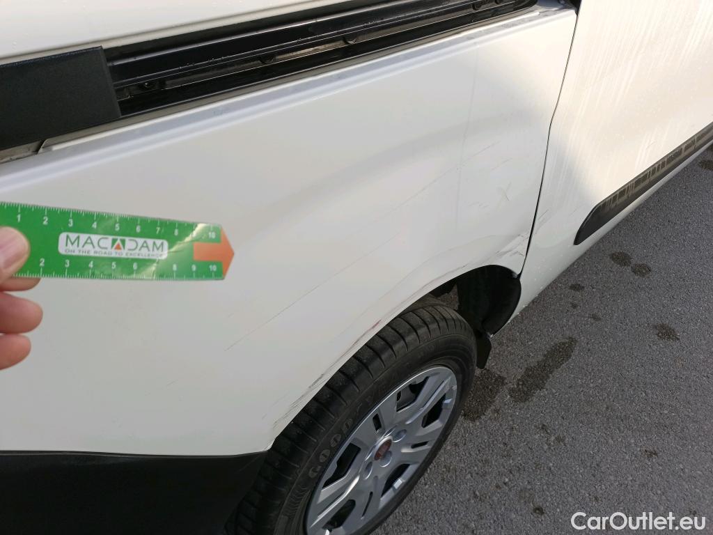  Fiat  Doblo FIAT Doblò Cargo/2015/4P/furgón derivado de turismo Cargo SX 1.6 Mjet 66kW (90CV) (AC) #3