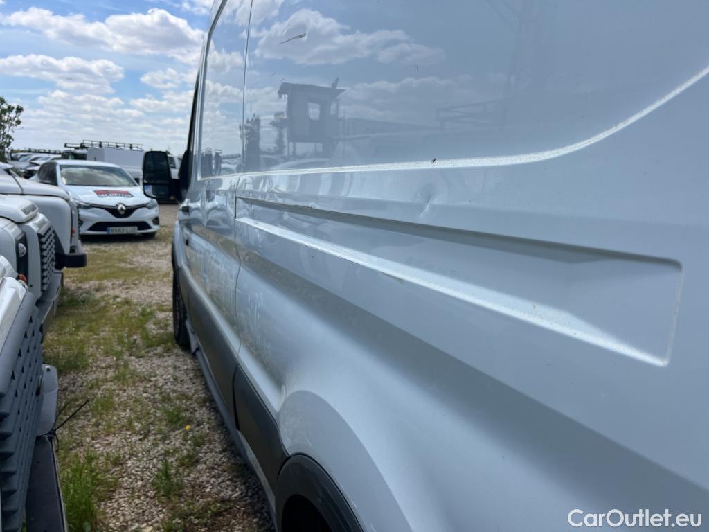  Ford  Transit FORD  VU 4p 6G furgón 350 125cv L3H2 Van Ambiente Delante #39