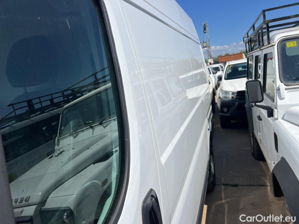  Peugeot  Boxer PEUGEOT  / 2014 / 4P / furgón Pack 333 L2 H2 BHDI 103kW (140CV) S&S #25