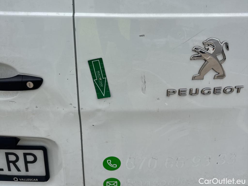  Peugeot  Expert PEUGEOT  / 2016 / 4P / furgón Furgón Pro 1.5 BlueHDi 120 S&S Standard #13