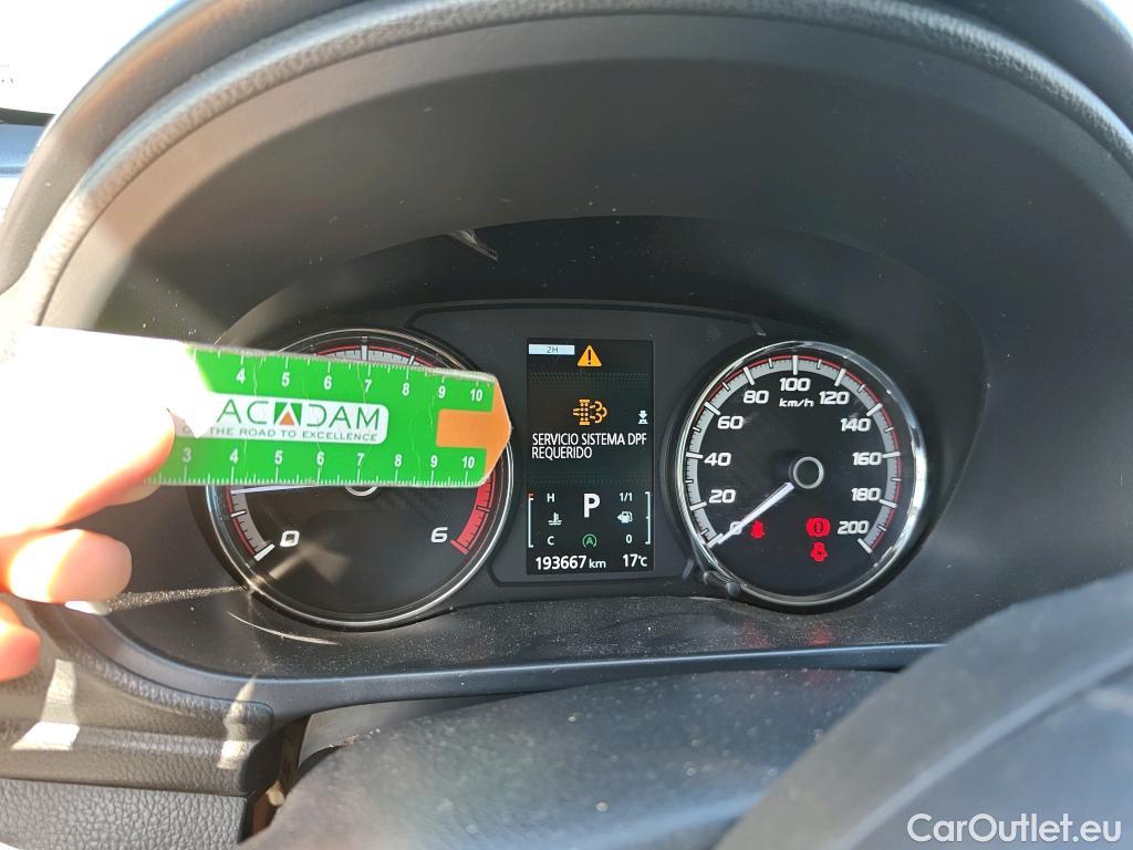  Mitsubishi  L200 MITSUBISHI  / 2019 / 4P / pickup doble cabina D/C 220 DI-D M-Pro Auto #57