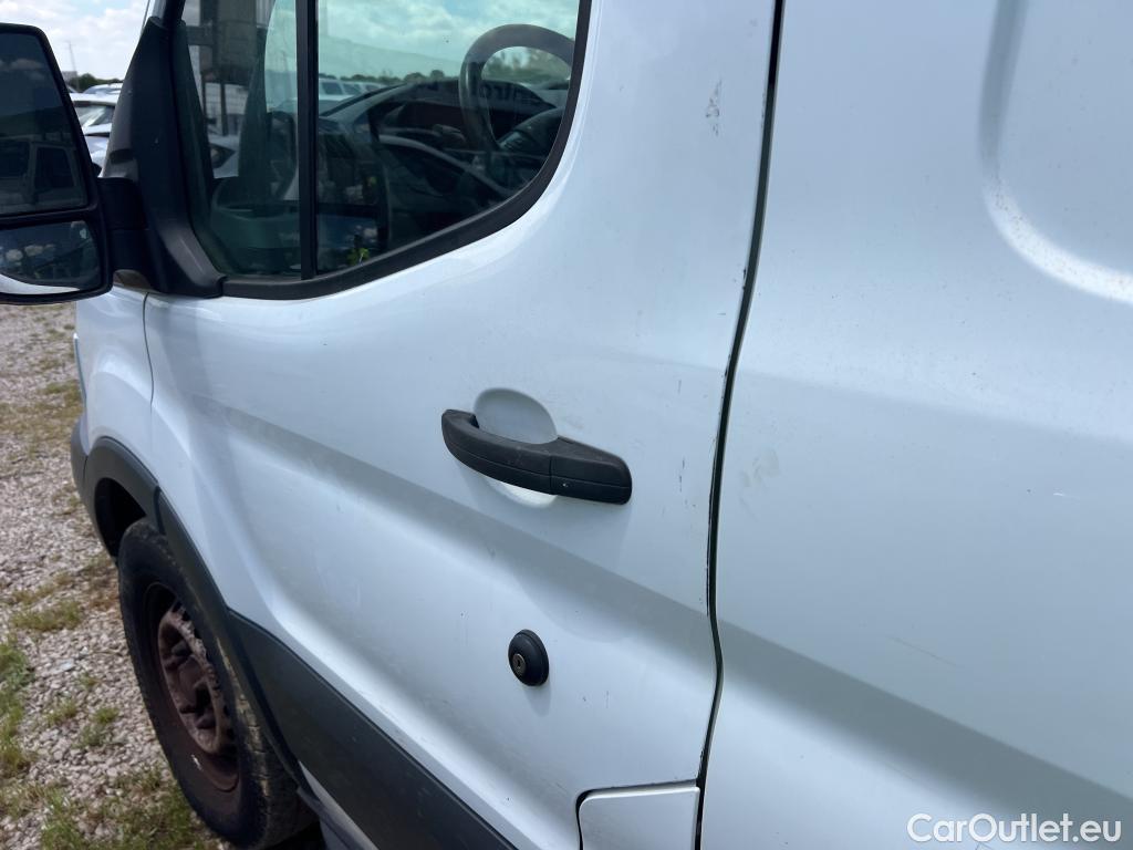  Ford  Transit FORD  VU 4p 6G furgón 350 125cv L3H2 Van Ambiente Delante #42