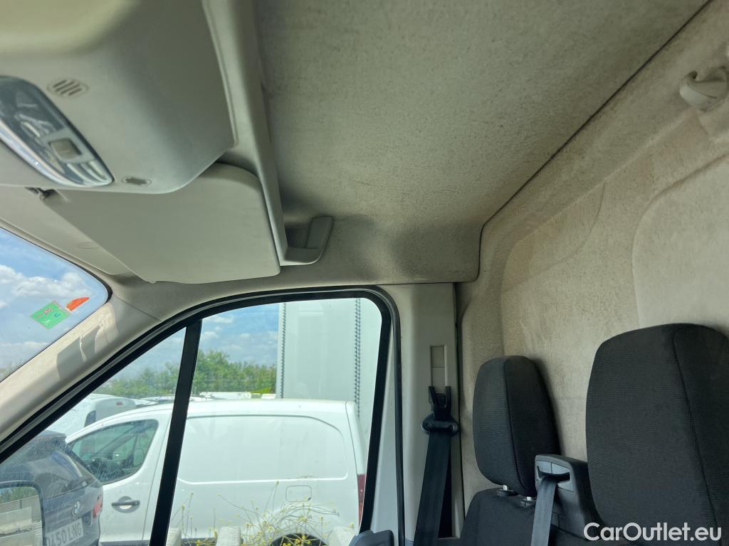  Ford  Transit FORD  VU 4p 6G furgón 350 125cv L3H2 Van Ambiente Delante #46