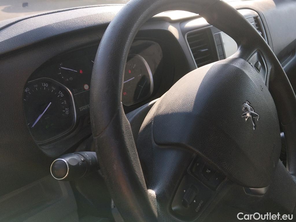  Peugeot  Expert  Combi L3 2.0 150CV MT6 #42