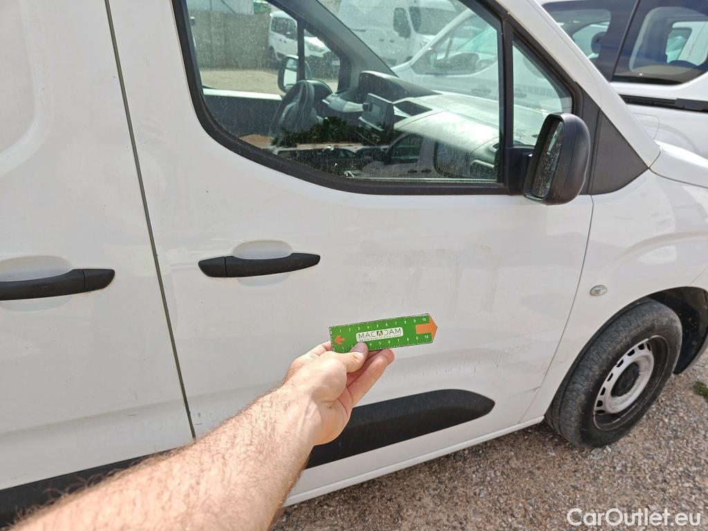  Peugeot  Partner PEUGEOT  / 2018 / 3P / furgón derivado de turismo Pro Standard 600kg BlueHDi 73kW (AC) #31