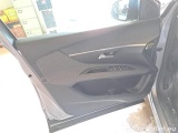  Peugeot  3008 PEUGEOT  / 2020 / 5P / SUV BLUEHDI 130 EAT8 SeS ACTIVE PACK #108