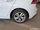  Volkswagen  Golf  VOLKSWAGEN / 2019 / 5P / BERLINA 1.5 TGI LIFE DSG #65