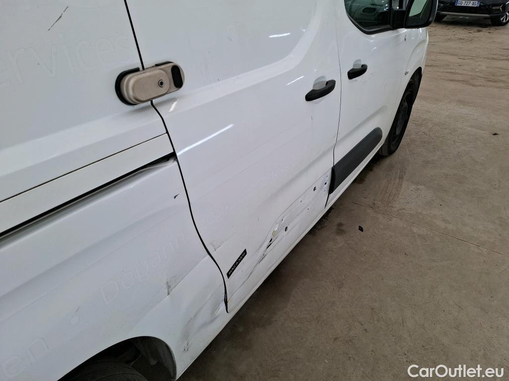  Citroen  Berlingo  Fourgon Club XL 950 1.5 BlueHDi 100CV BVM5 E6dT #4