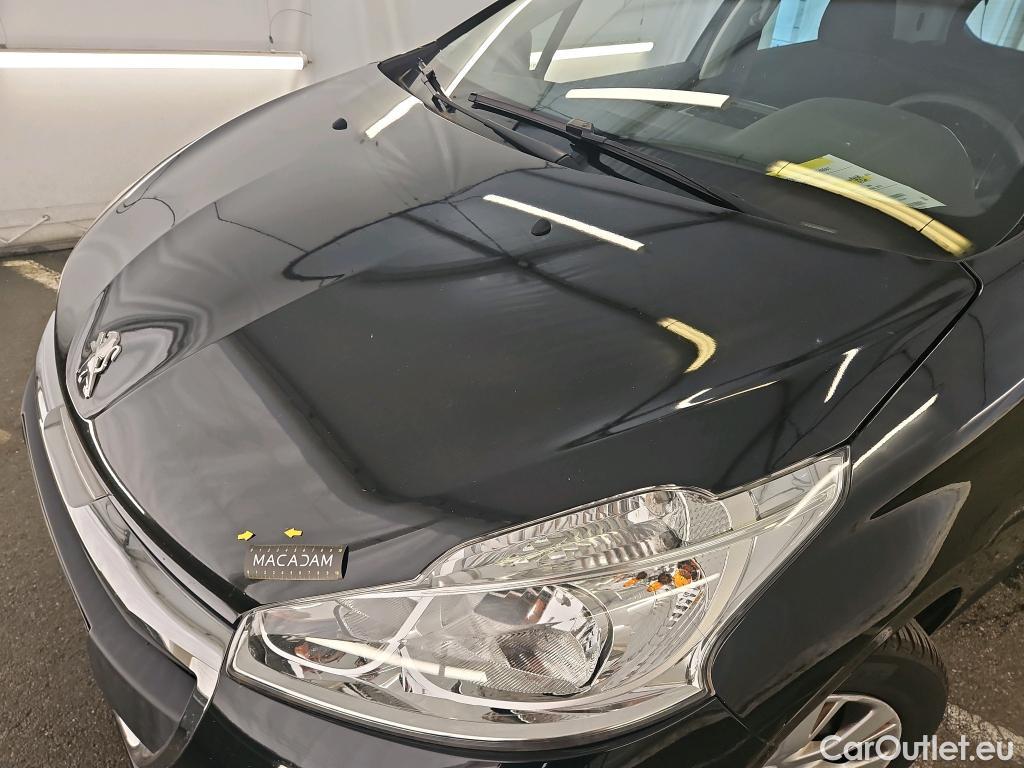  Peugeot  208  Affaire Premium Pack 1.6 HDi 75CV BVM5 E6 #36