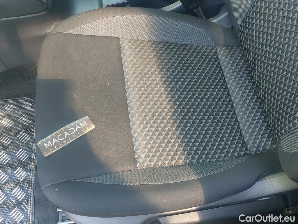  Nissan  Micra NISSAN  / 2016 / 5P / Berline IG-T 92 Business Edition #7