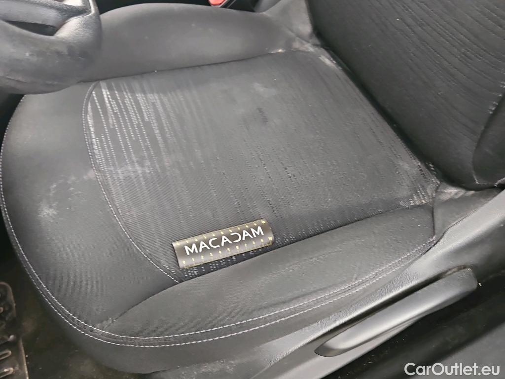  Peugeot  208  Affaire Premium Pack 1.6 HDi 75CV BVM5 E6 #46