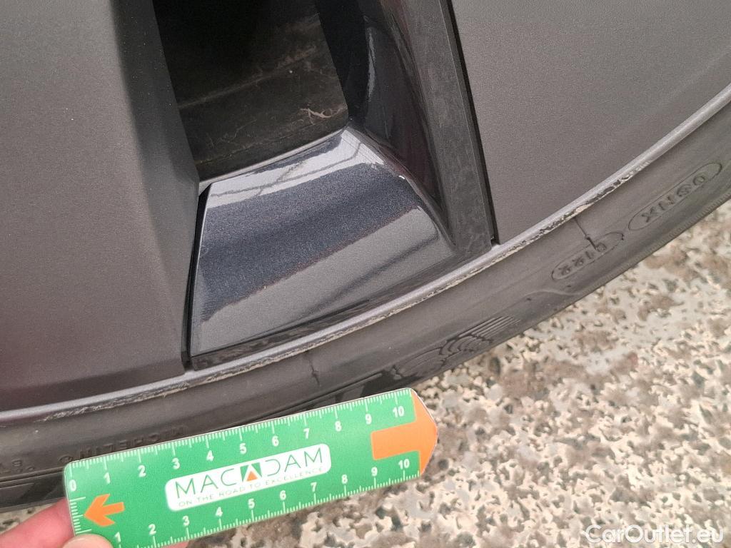  Tesla  Model 3 TESLA  / 2018 / 4P / Berline Propulsion #8