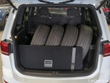  Volkswagen  Touran 2.0 TDI SCR DSG  #7