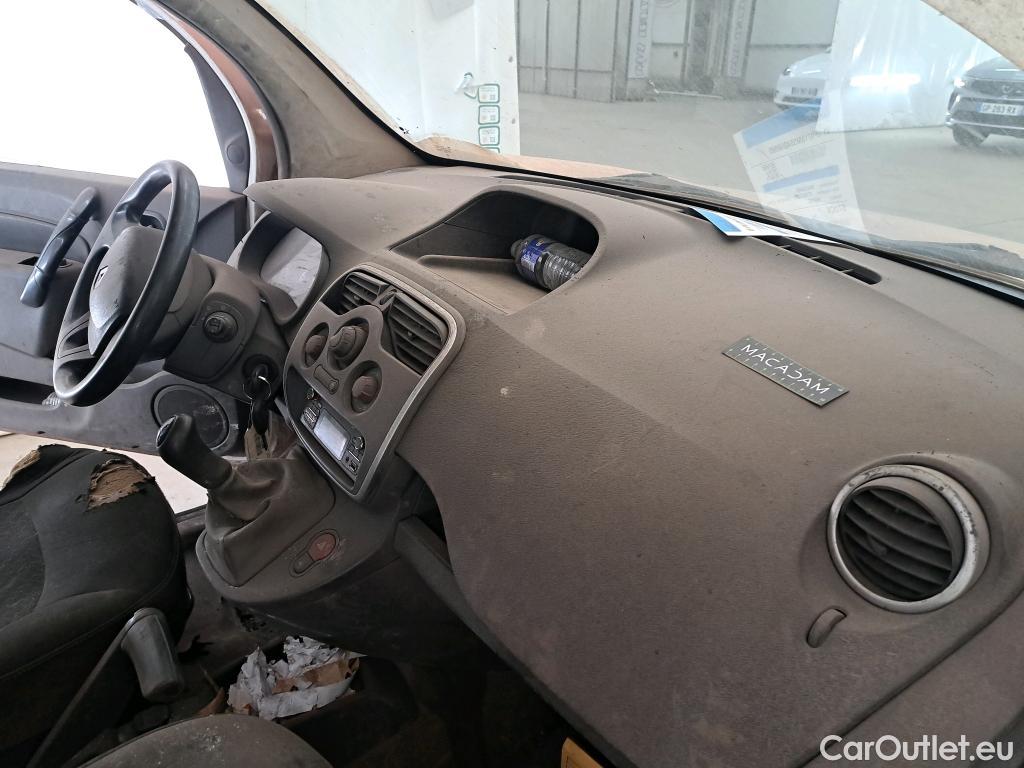  Renault  Kangoo  Express VU 4p Fourgonnette Cab Appro Confort dCi 90 / POUSSIERE DE FER / NETTOYAGE OU PEINTURE COMPLETE #57