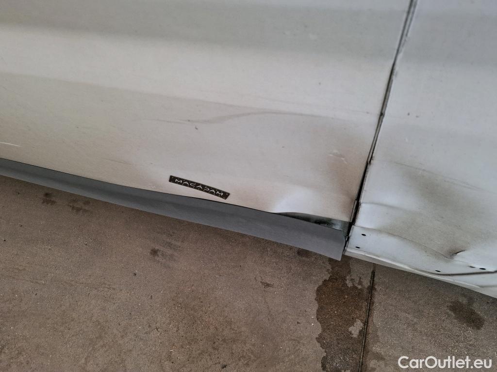  Peugeot  Boxer   Combi 2.2 HDI 110 333 L2H2 ACCESS / FREINS AR ET AV + CATALYSEUR/FAP + VANNE EGR + AUTORADIO + RESISTANCE ET FAISCEAU VENTILATION HABITACLE HS
 #23
