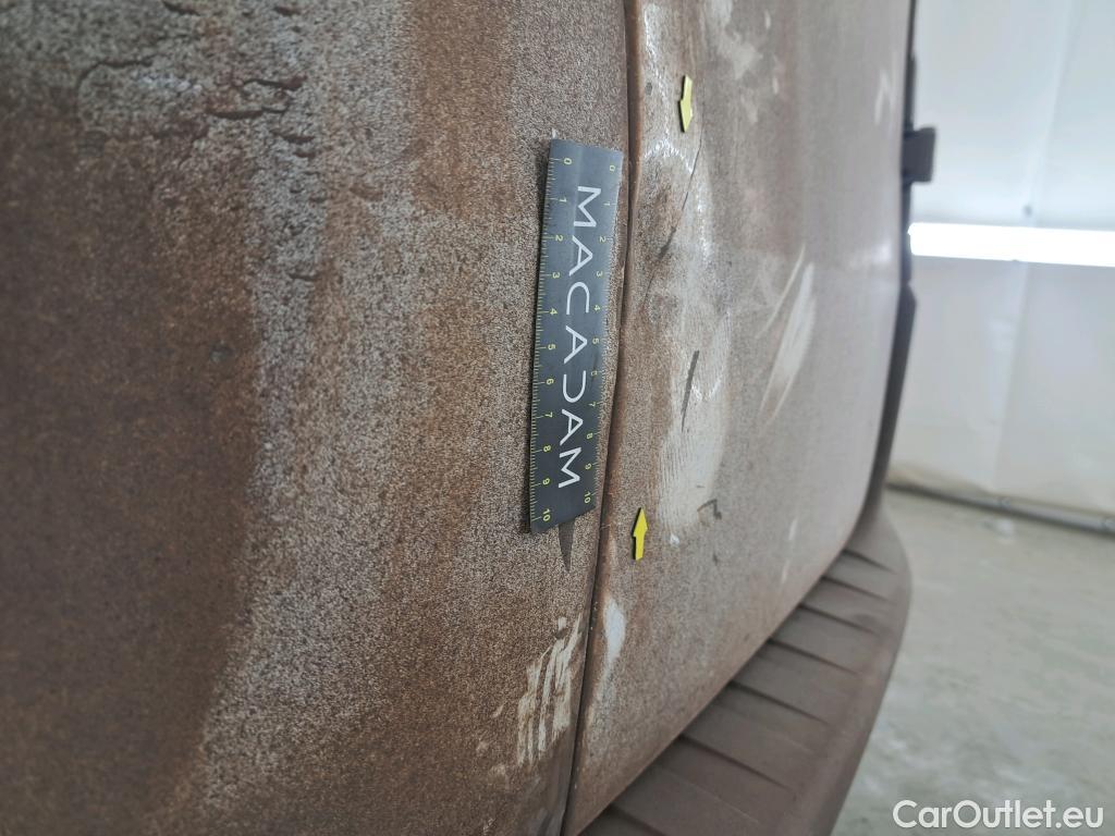  Renault  Kangoo  Express VU 4p Fourgonnette Cab Appro Confort dCi 90 / POUSSIERE DE FER / NETTOYAGE OU PEINTURE COMPLETE #40