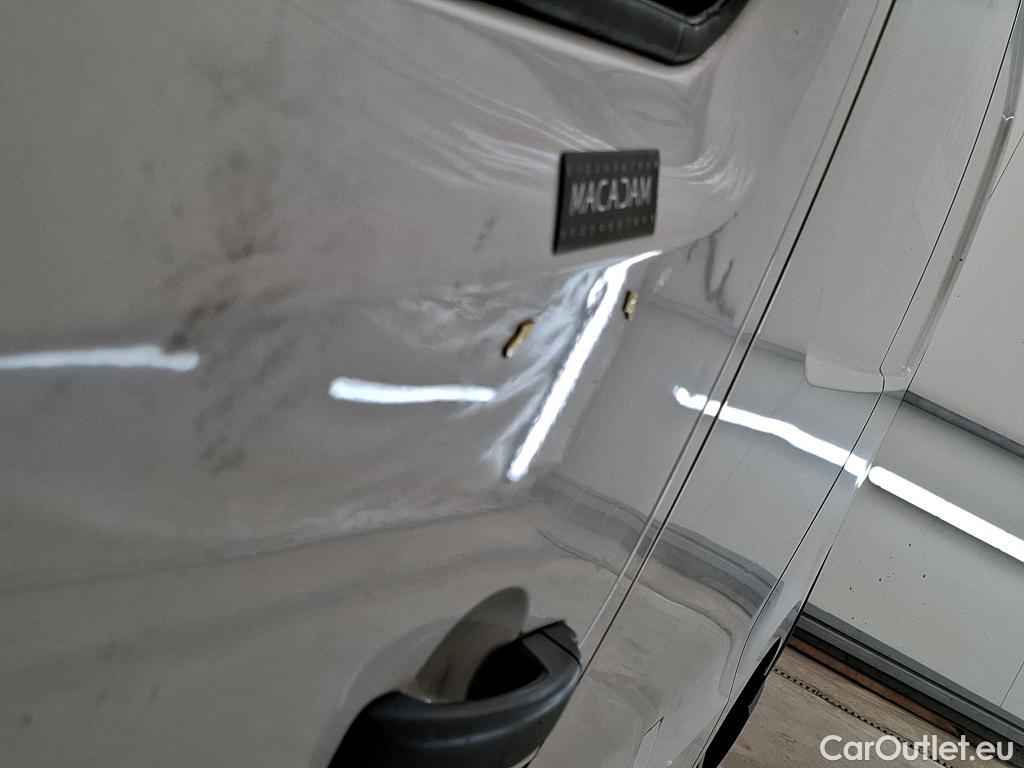  Renault  Trafic RENAULT  VU 4p Fourgon FG GCFL1H1 1000 dCi95 E6 / BIELLETTES BARRE STABILISATRICE + BRAS INFERIEURS + FREINS HS
 #40