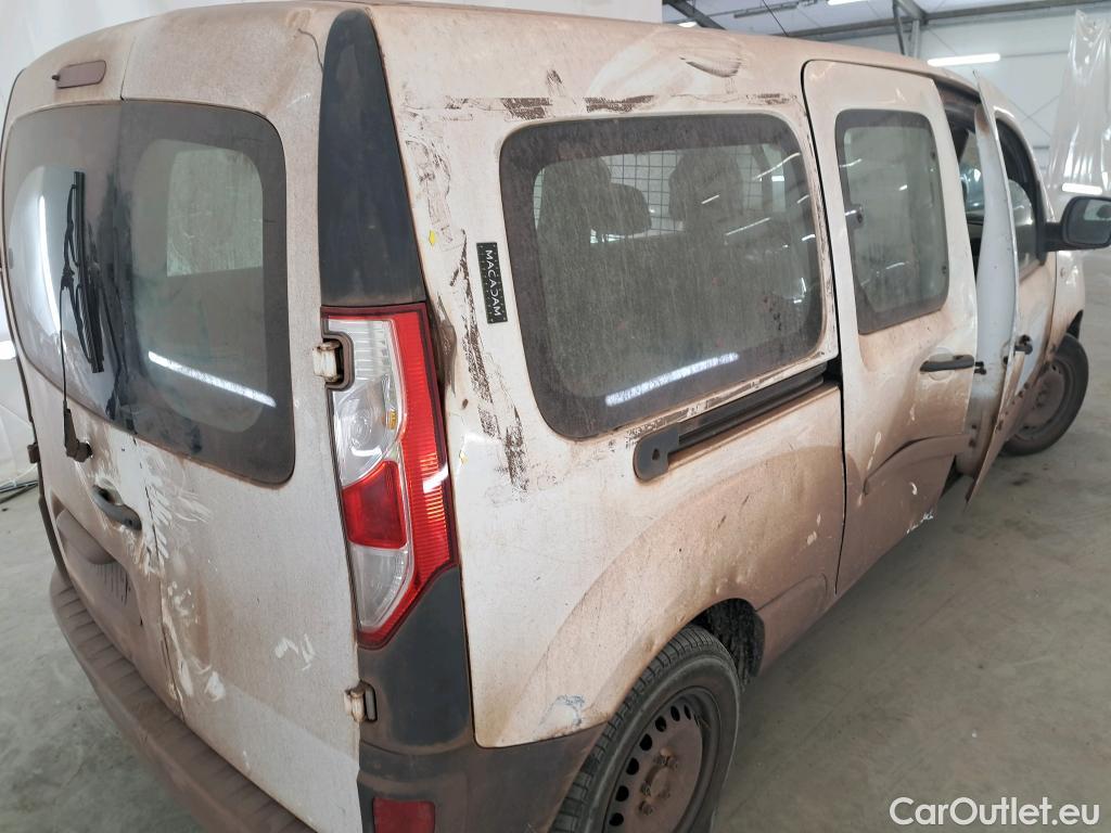  Renault  Kangoo  Express VU 4p Fourgonnette Cab Appro Confort dCi 90 / POUSSIERE DE FER / NETTOYAGE OU PEINTURE COMPLETE #17