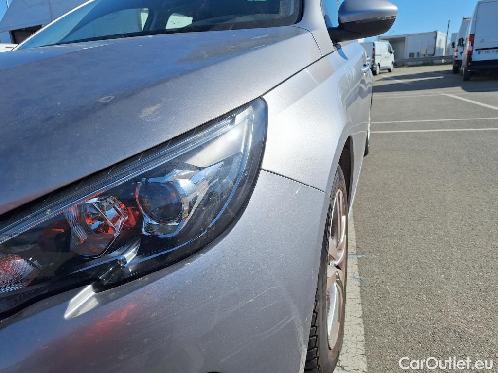  Peugeot  308  Active Business 1.5 HDi 130CV BVM6 E6dT / Arbre à came HS #96