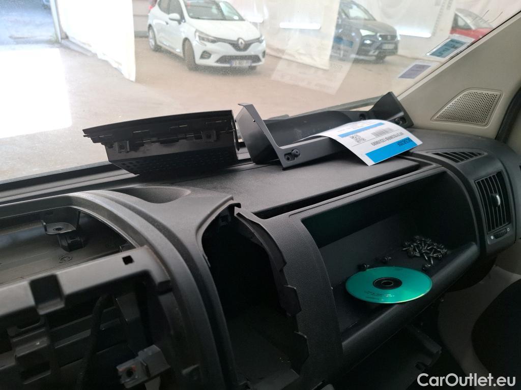  Peugeot  Boxer   Combi 2.2 HDI 110 333 L2H2 ACCESS / FREINS AR ET AV + CATALYSEUR/FAP + VANNE EGR + AUTORADIO + RESISTANCE ET FAISCEAU VENTILATION HABITACLE HS
 #45