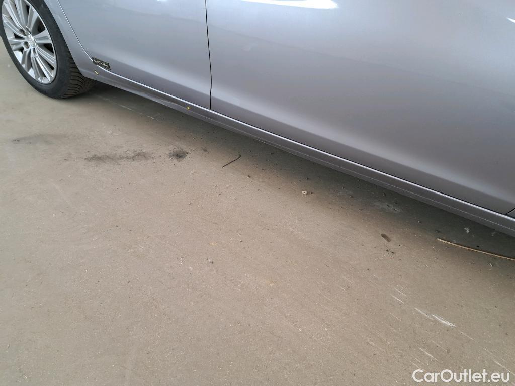  Peugeot  308  SW Allure 1.2 PureTech 130CV BVA8 E6d / REMPLACEMENT MOTEUR EN COURS
 #7