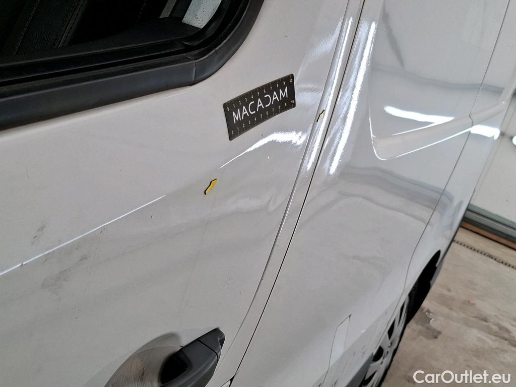  Renault  Trafic RENAULT  VU 4p Fourgon FG GCFL1H1 1000 dCi95 E6 / BIELLETTES BARRE STABILISATRICE + BRAS INFERIEURS + FREINS HS
 #38