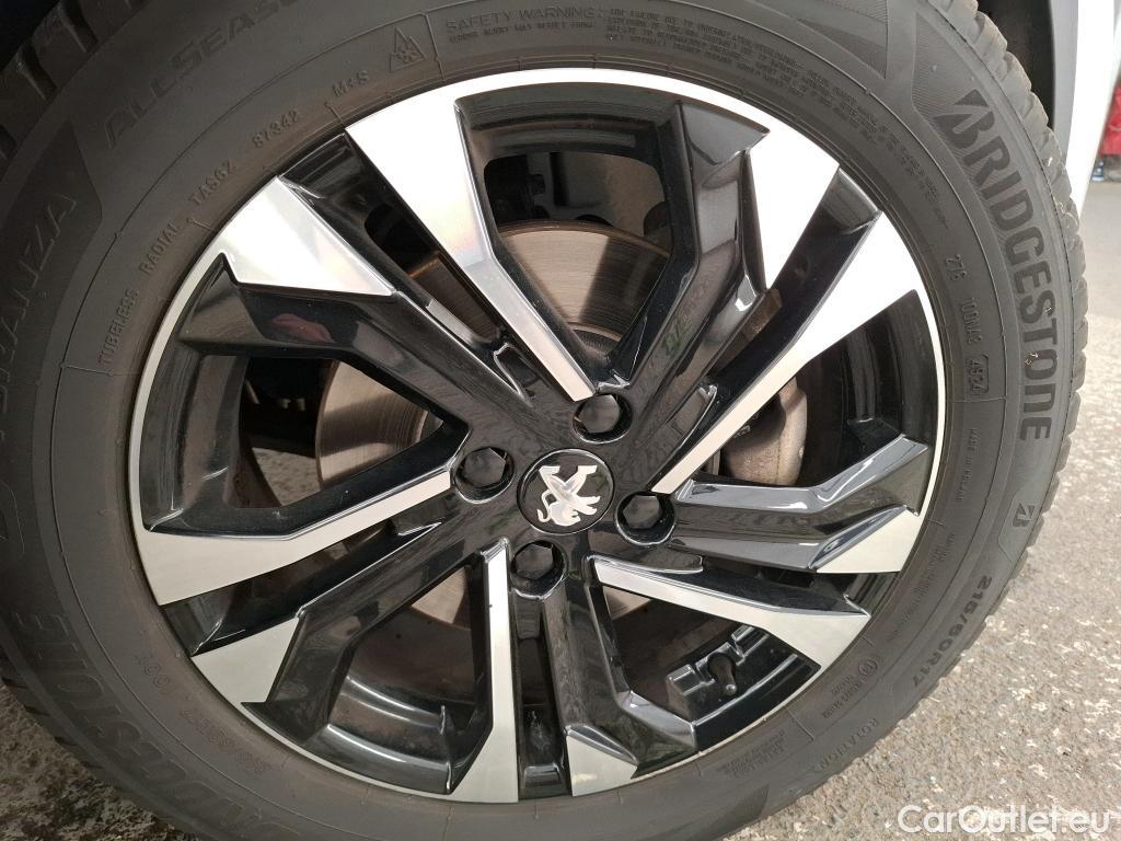  Peugeot  2008  Allure Pack 1.5 HDi 130CV BVA8 E6d / CHAINE AAC + KIT DISTRIBUTION HS
 #13