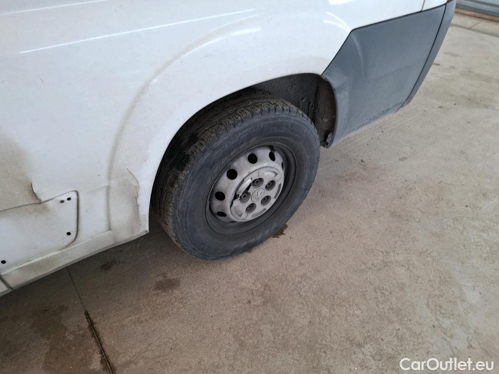  Peugeot  Boxer   Combi 2.2 HDI 110 333 L2H2 ACCESS / FREINS AR ET AV + CATALYSEUR/FAP + VANNE EGR + AUTORADIO + RESISTANCE ET FAISCEAU VENTILATION HABITACLE HS
 #31