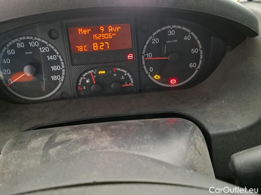  Peugeot  Boxer   Combi 2.2 HDI 110 333 L2H2 ACCESS / FREINS AR ET AV + CATALYSEUR/FAP + VANNE EGR + AUTORADIO + RESISTANCE ET FAISCEAU VENTILATION HABITACLE HS
 #42