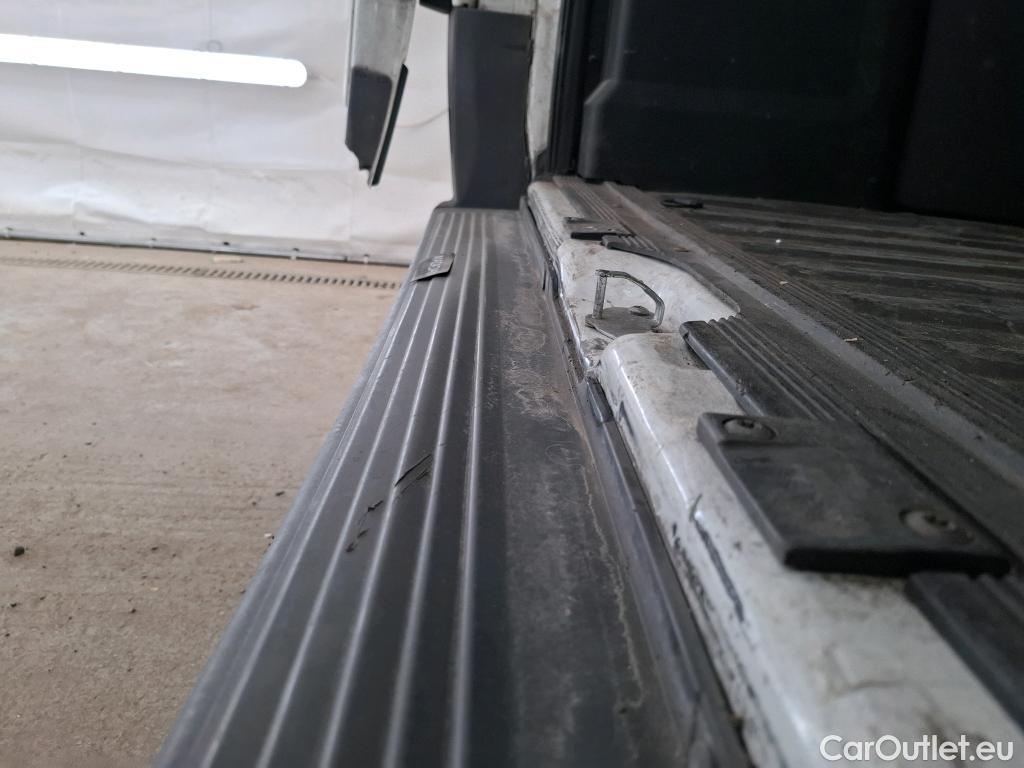  Peugeot  Boxer   Combi 2.2 HDI 110 333 L2H2 ACCESS / FREINS AR ET AV + CATALYSEUR/FAP + VANNE EGR + AUTORADIO + RESISTANCE ET FAISCEAU VENTILATION HABITACLE HS
 #16
