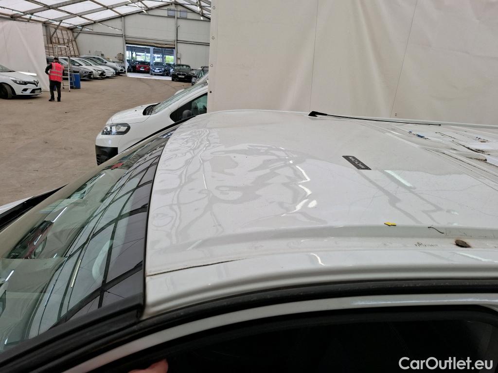  Renault  Trafic RENAULT  VU 4p Fourgon FG GCFL1H1 1000 dCi95 E6 / BIELLETTES BARRE STABILISATRICE + BRAS INFERIEURS + FREINS HS
 #8
