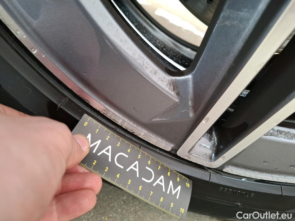  Mercedes  G-Klasee MERCEDES-BENZ GLC Coupe / 2019 / 5P / Coupé GLC 300 e Business Line 4Matic #5