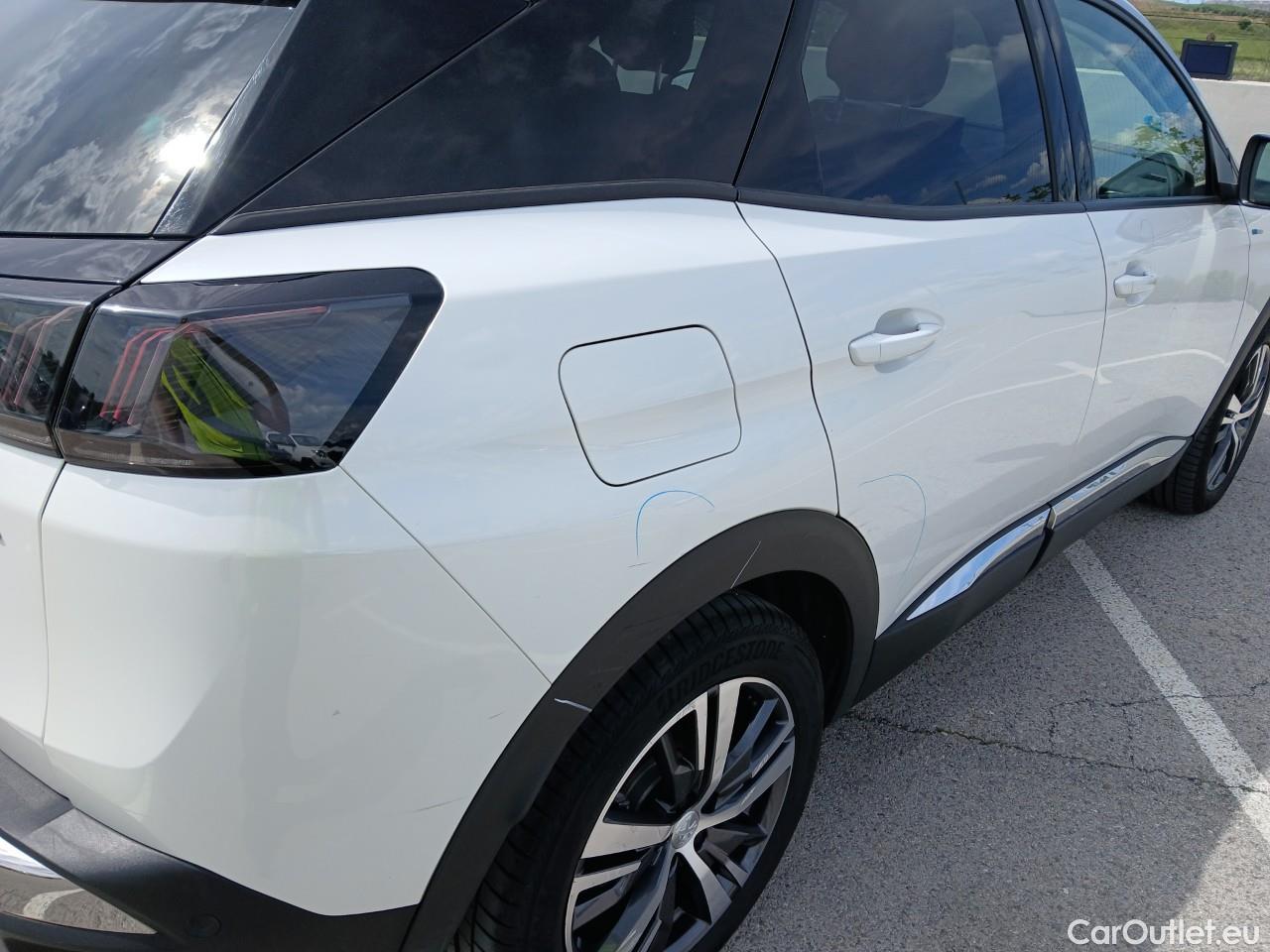  Peugeot  3008  Hybrid 225 Allure 1.6 Plug-In 225CV AT8 E6d #35