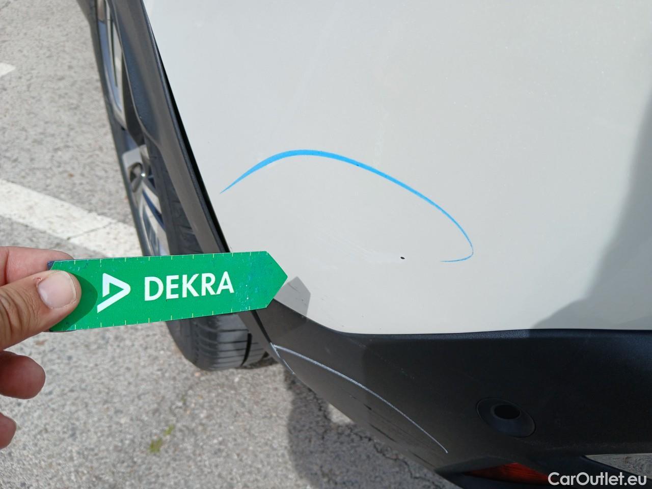  Peugeot  3008  Hybrid 225 Allure 1.6 Plug-In 225CV AT8 E6d #29