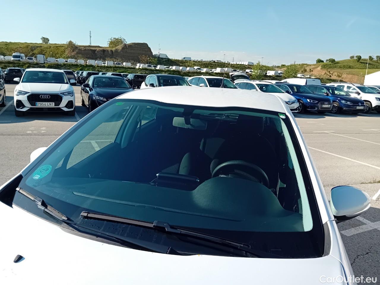  Peugeot  208  Active 1.5 HDi #13