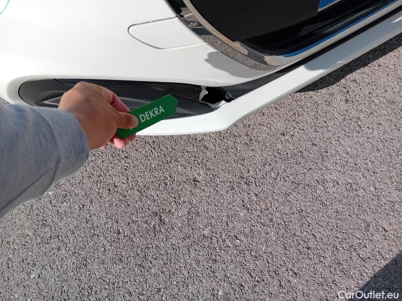  Peugeot  208  Active 1.5 HDi #8