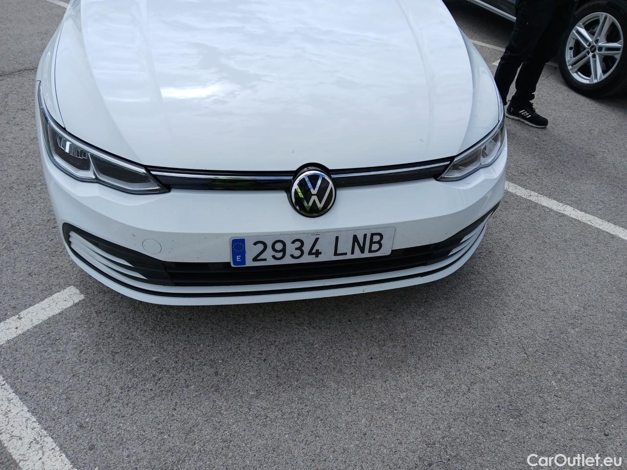  Volkswagen  Golf  VIII Lim. 1.0 TSI 110CV MT6 E6d #9