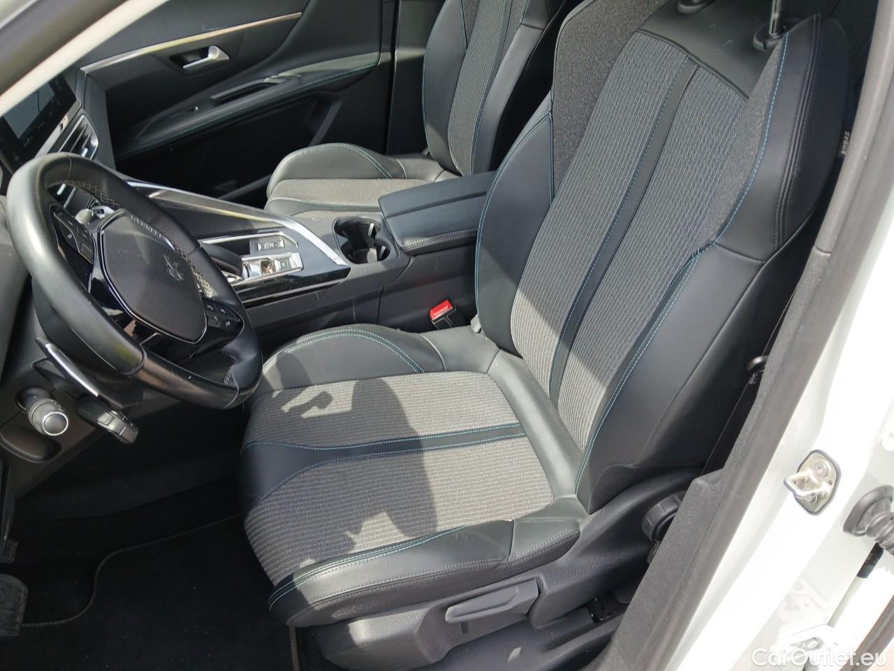 Peugeot  3008  Hybrid 225 Allure 1.6 Plug-In 225CV AT8 E6d #1