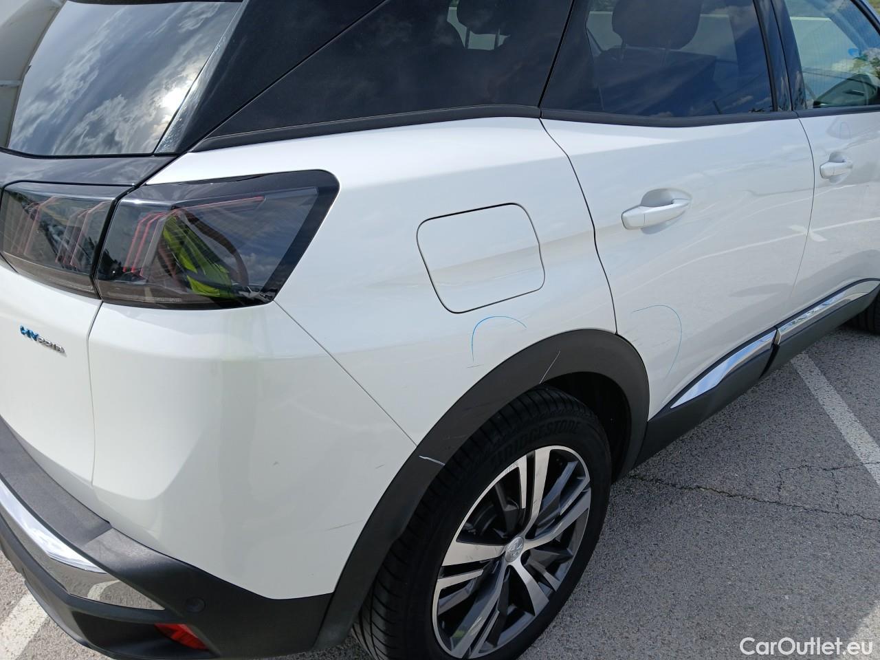  Peugeot  3008  Hybrid 225 Allure 1.6 Plug-In 225CV AT8 E6d #37
