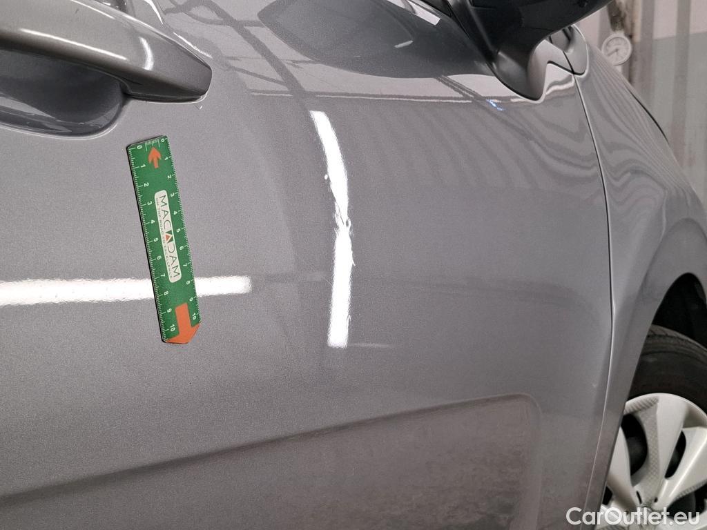  Citroen  C3  Feel Business 1.2 PureTech 80CV BVM5 E6d #4