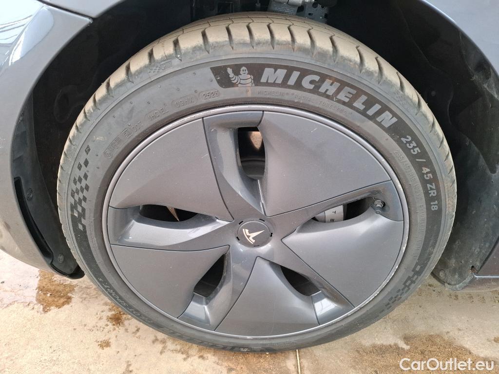  Tesla  Model 3 TESLA  / 2018 / 4P / Berline Standard RWD Plus #2