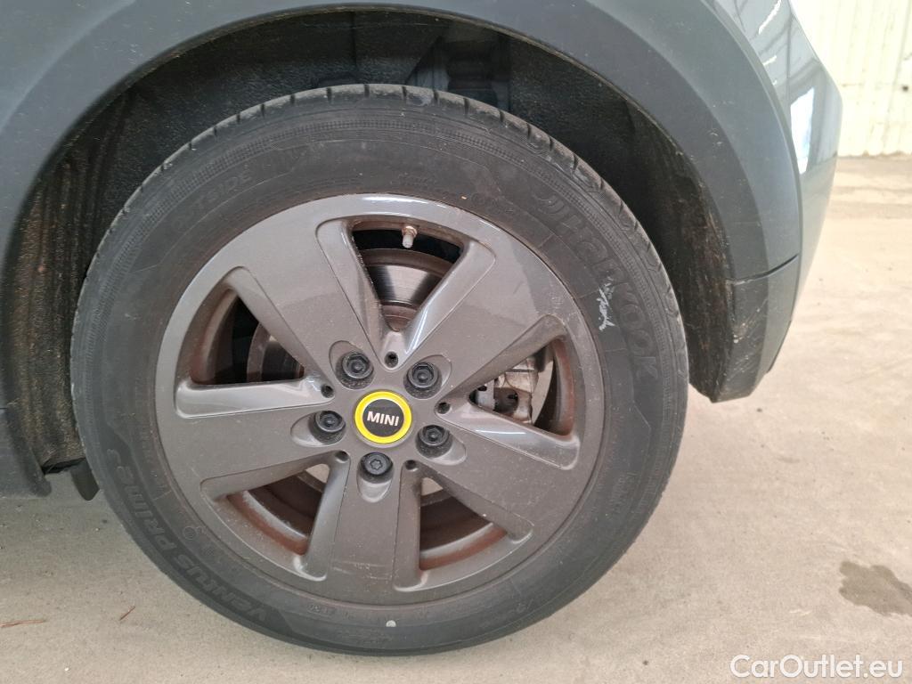  Mini  Mini   / 2014 / 3P / Berline Cooper SE Finition Business 184 ch BVA #21