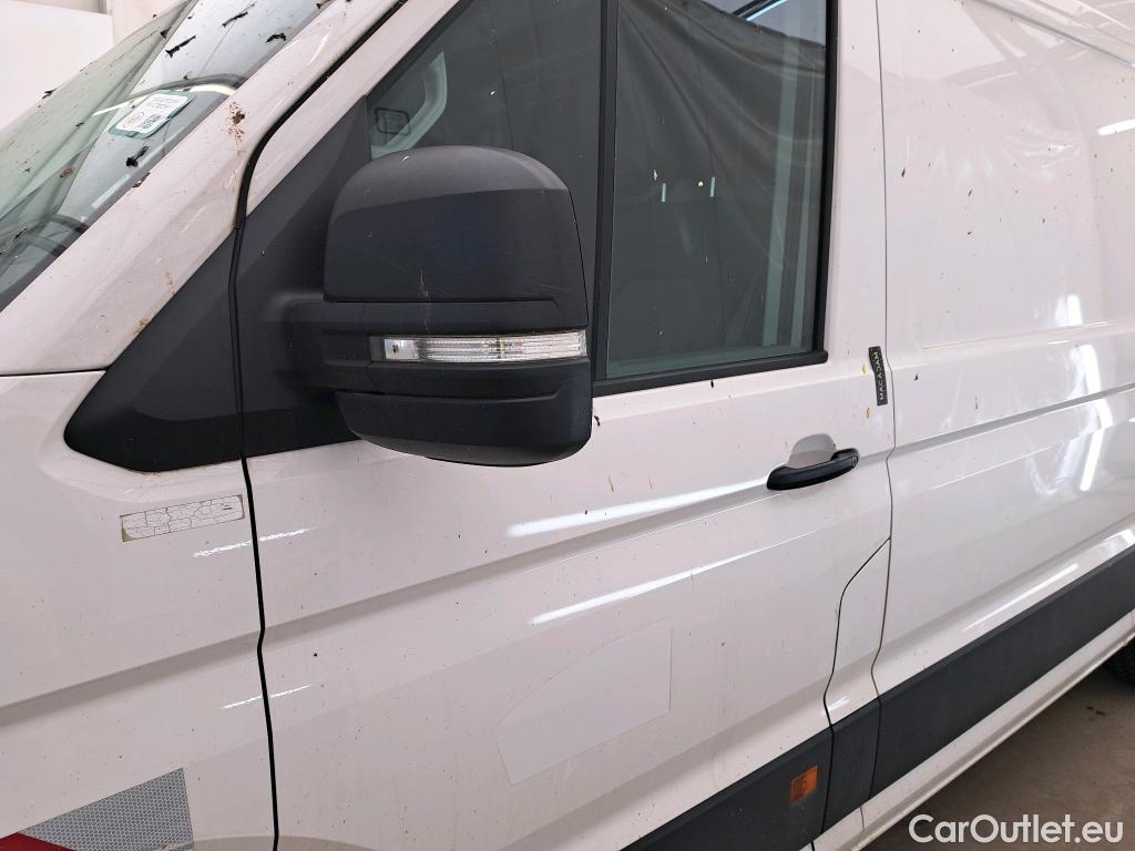  Volkswagen  Crafter  Fourgon Fourgon 35 mittlerer Radstand mit Hochdach FWD 2.0 140CV BVM6 #14