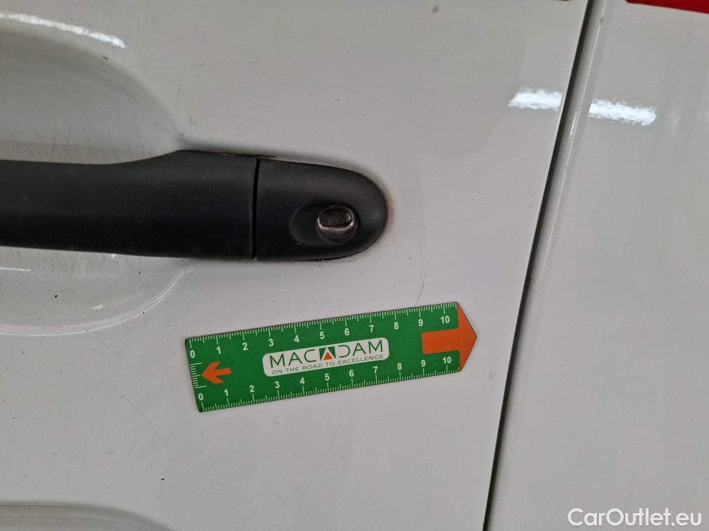  Renault  Kangoo  II Express Maxi Extra (Série Spéciale) 1.5 dCi 95CV BVM6 E6dT #25